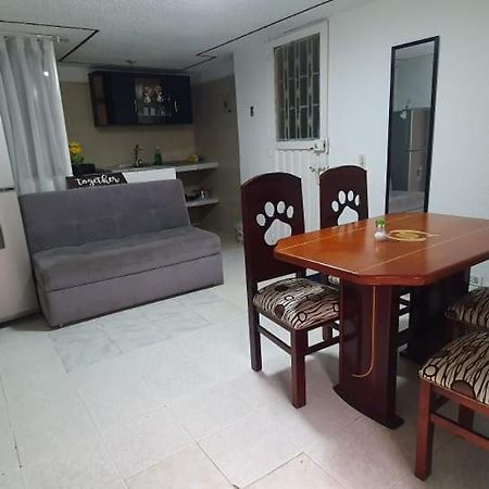 Verdun Rooms Bogotá Eksteriør bilde